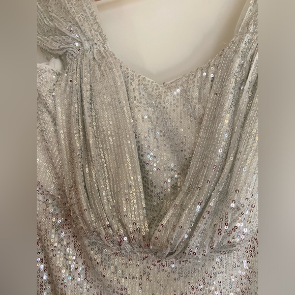 White sequin dress - Picture 5 of 8